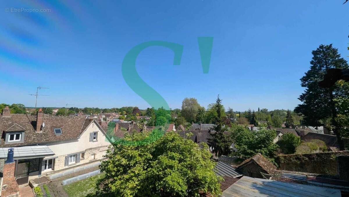 Maison à CHAUMONT-EN-VEXIN