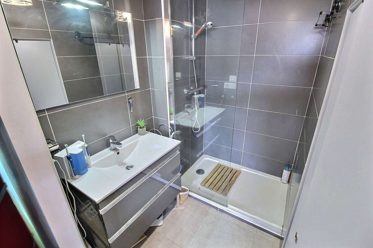 Appartement duplex t4 de 85 m² avec 2 terrasses et garage - photo 11