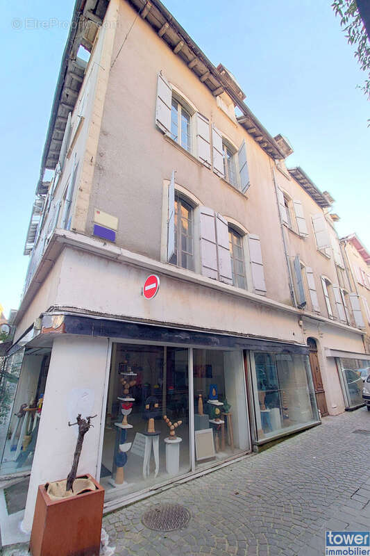 Maison à VILLEFRANCHE-DE-ROUERGUE