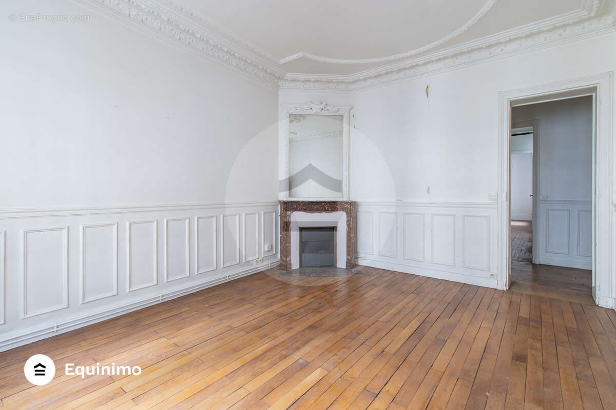 Appartement à PARIS-9E