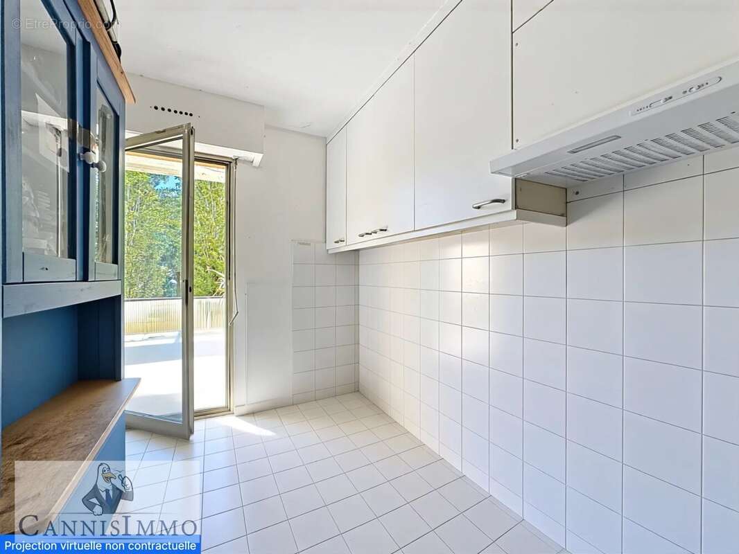 Appartement à MOUGINS