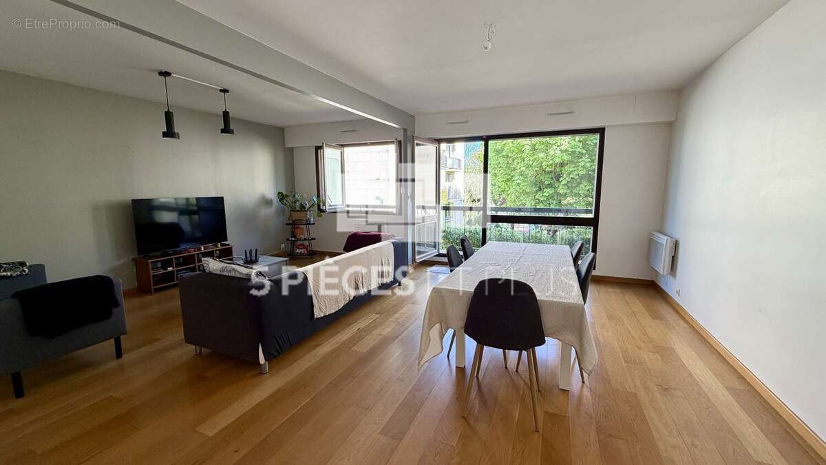 Appartement à SURESNES