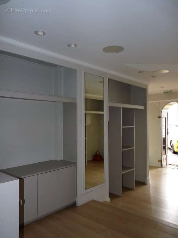 Commerce à TARASCON