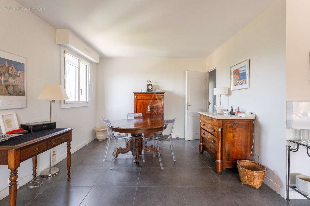 Appartement à MARSEILLE-12E
