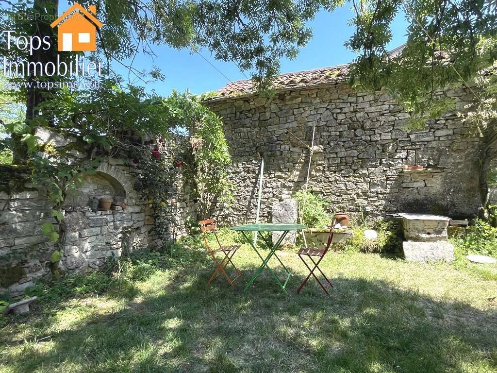 Maison à CAUSSE-ET-DIEGE