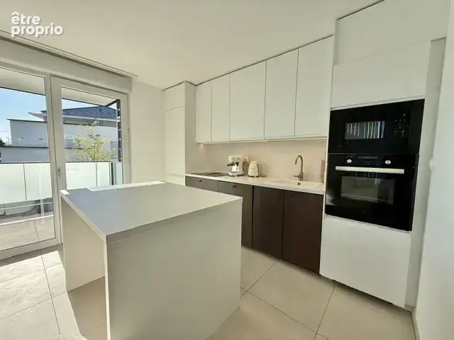 Exclusivité, T3 66m2 avec terrasse 25m2 et un grand garage à Divonne les Bains 01220 - photo 4