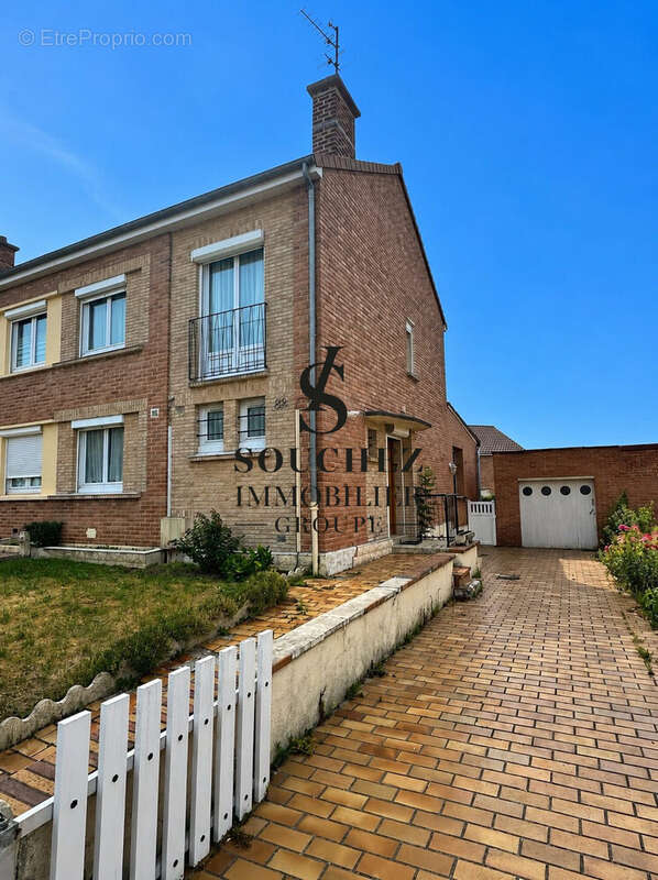Maison à SAINTE-CATHERINE