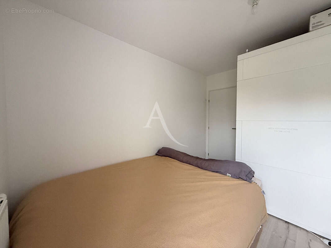 Appartement à SAINT-JEAN-D'ILLAC
