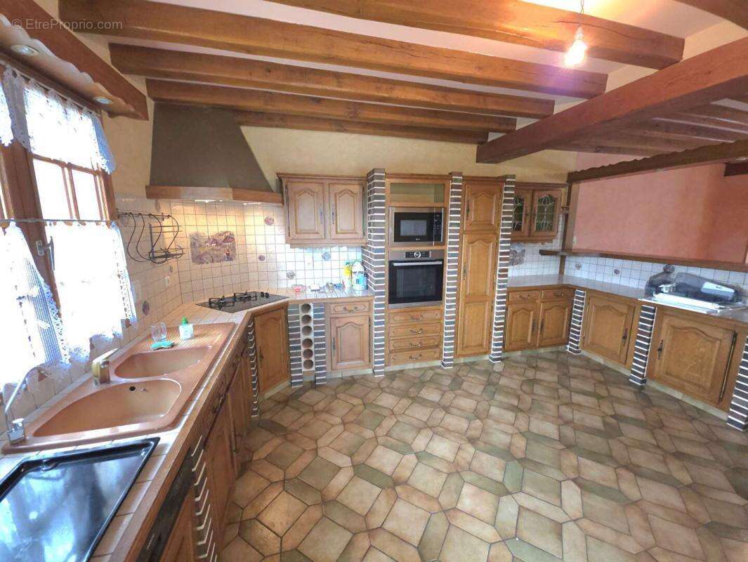 ECHAUFFOUR 61370 maison 6 chambres sur sous-sol complet, terrain 2.805 m² - photo 9