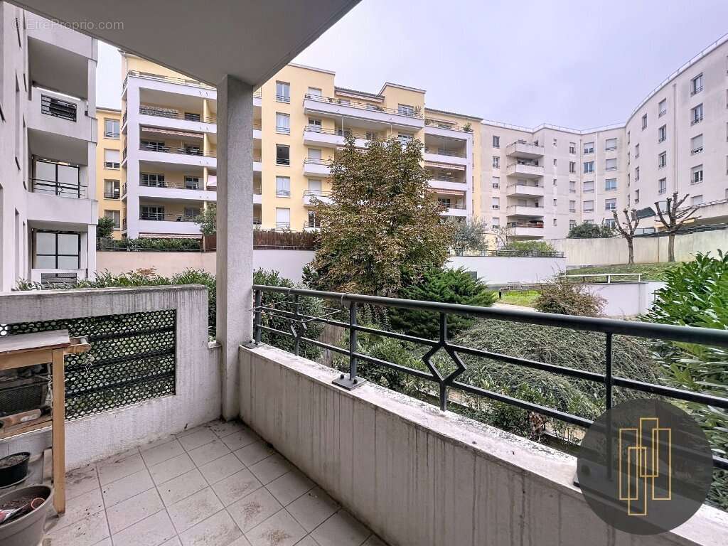 Appartement à LYON-9E