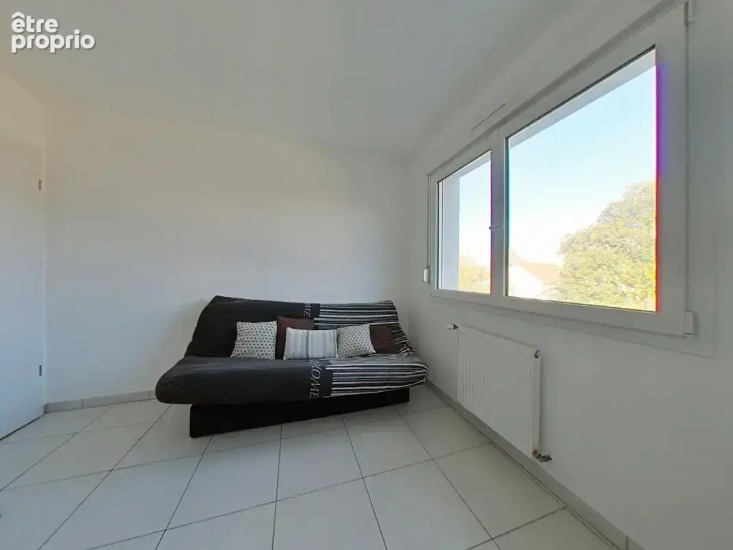 FAMECK – ÉDANGE  Maison récente de 94 m² avec 4 chambres, jardin et garage - photo 10