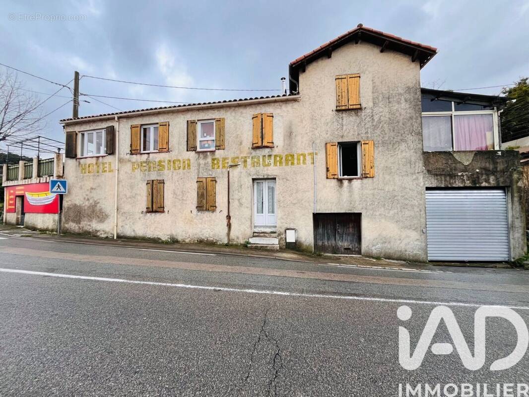 Photo 1 - Appartement à CHATEAUNEUF-GRASSE