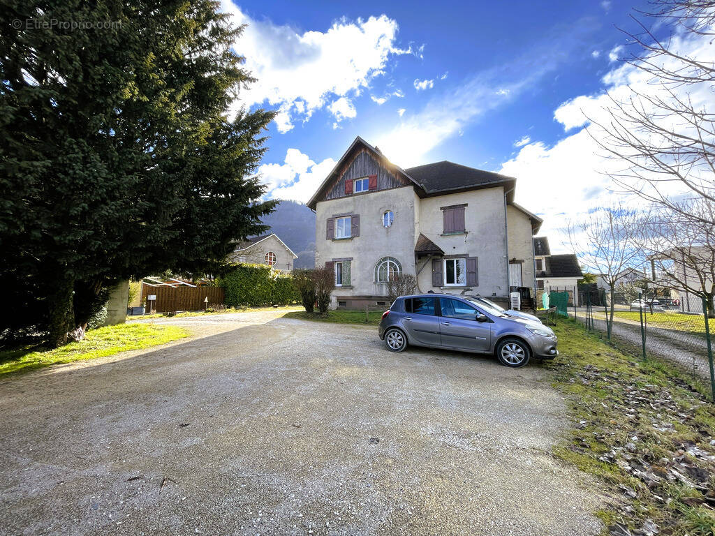 Appartement à FROGES