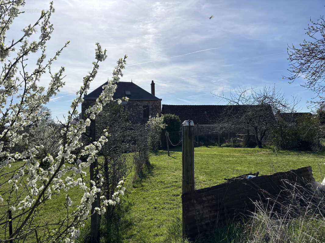 Maison à DENEUILLE-LES-MINES