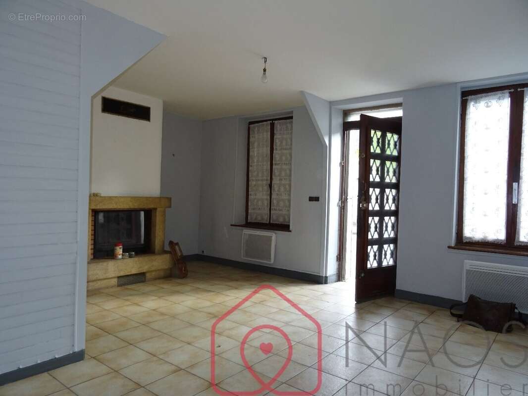 Maison à AUBIGNY-SUR-NERE