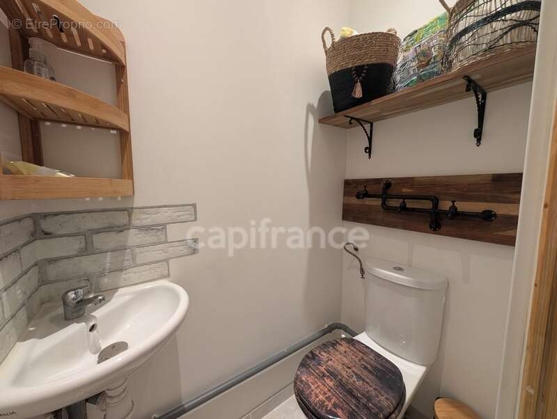 Appartement à DRUMETTAZ-CLARAFOND