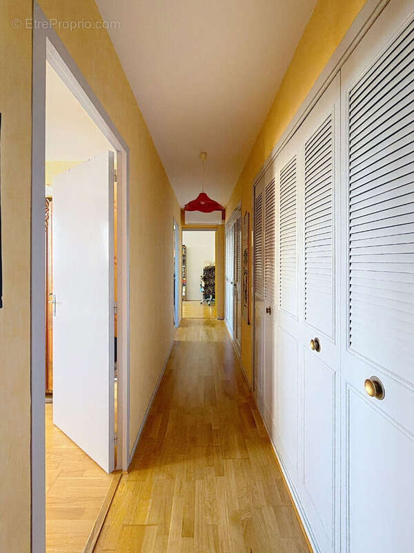 Maison à VILLENEUVE-LES-AVIGNON