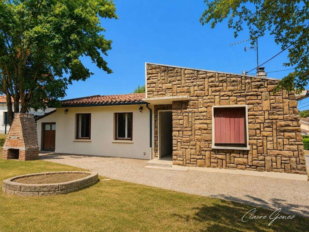 Cadours (31) – Charmante maison 5 pièces de 100 m² sur un terrain de 800 m² - photo 6