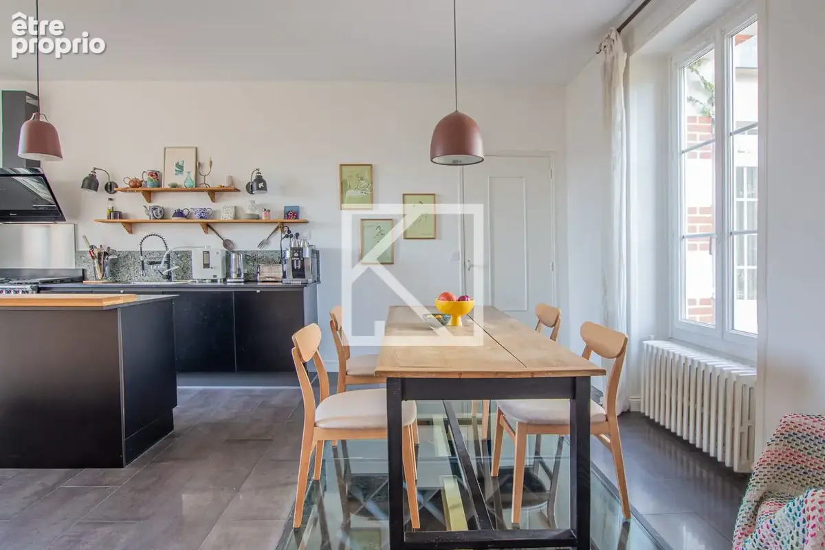 Maison 335 m² à Angers  - photo 9