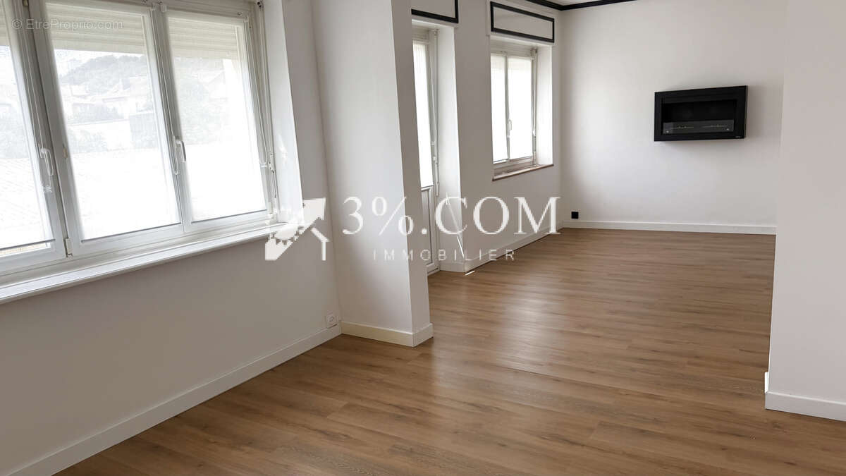 Appartement f3 75 m2 - photo 2