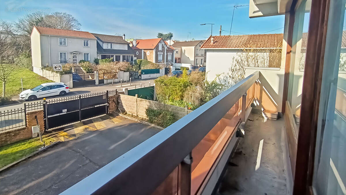 Appartement à ROSNY-SOUS-BOIS