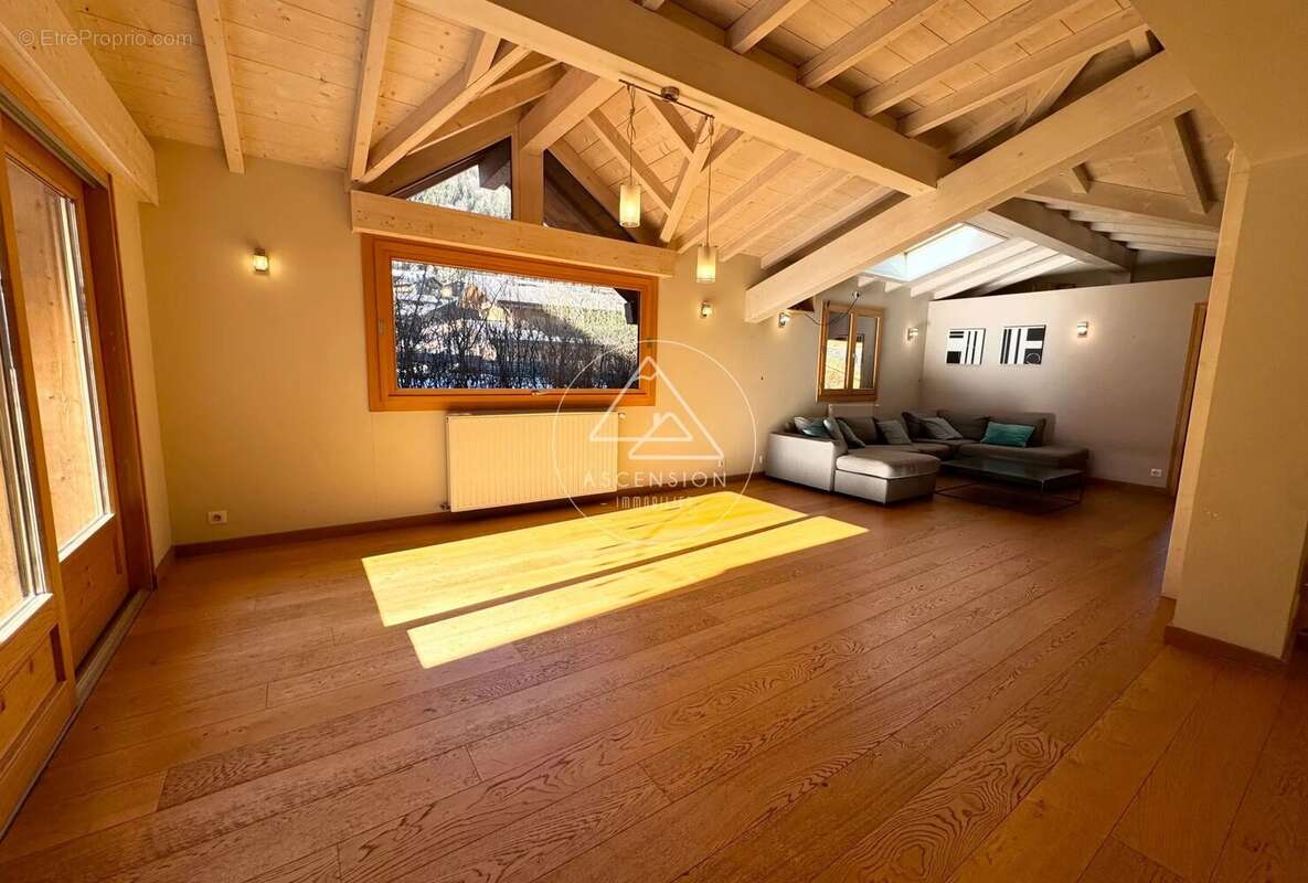 Projet d'investissement dans un quartier calme au centre de Morzine - photo 2