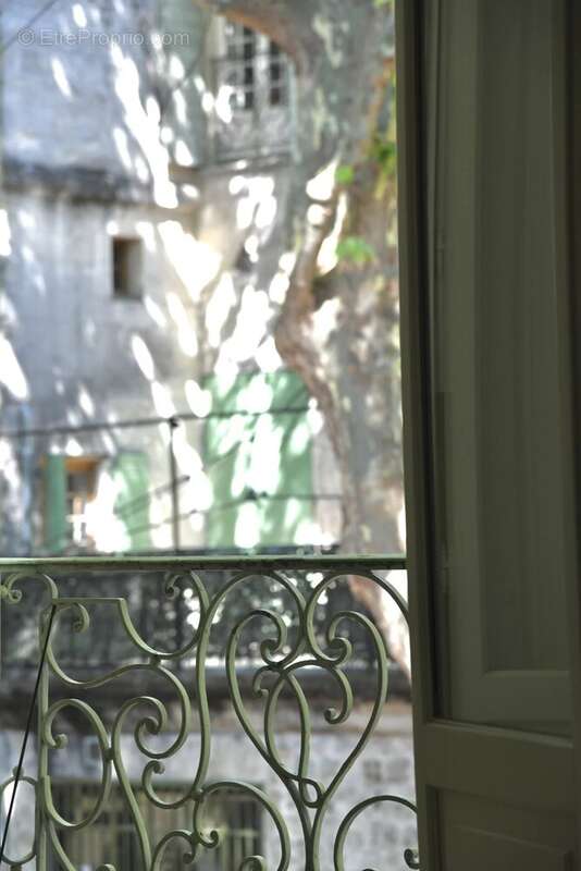 Appartement à UZES