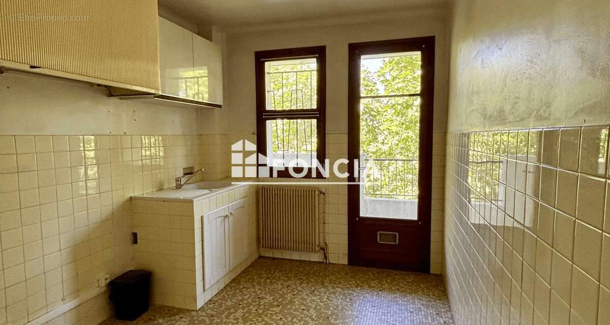 Appartement à MARSEILLE-12E