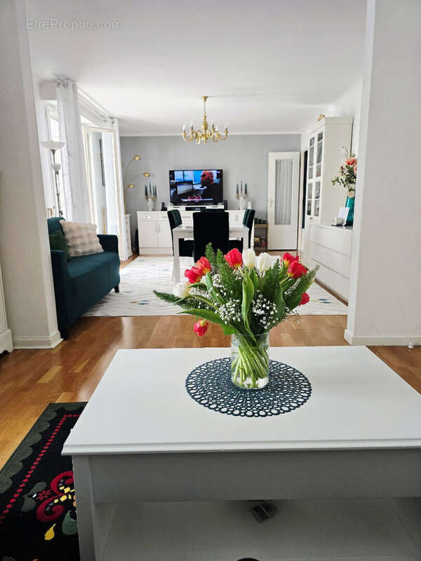 Appartement à ROSNY-SOUS-BOIS