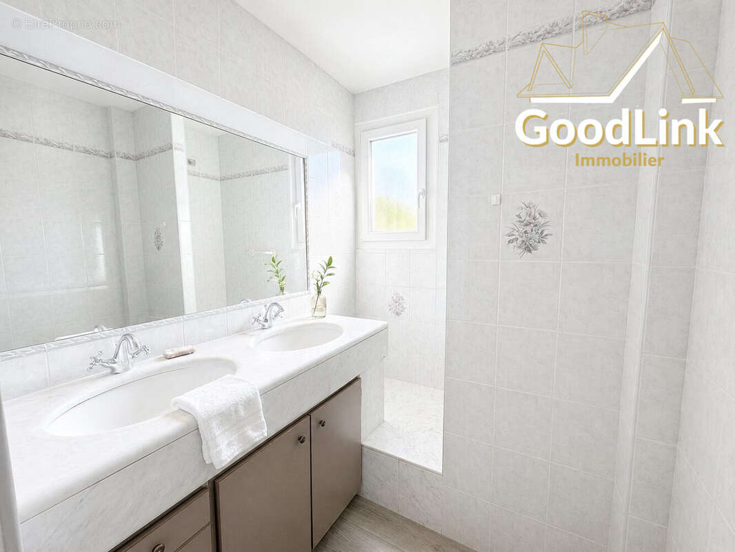 Appartement 60 m² à Dammarie-Les-Lys  - photo 5