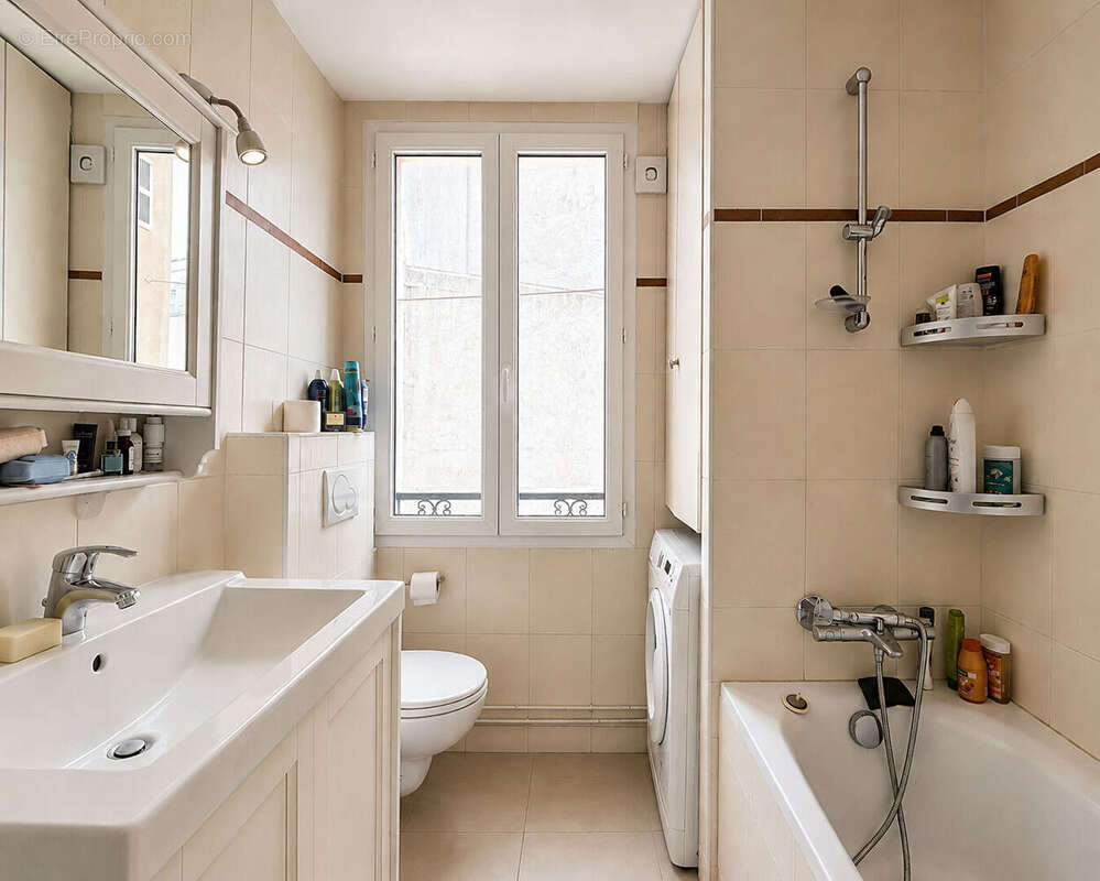 Appartement à PARIS-19E