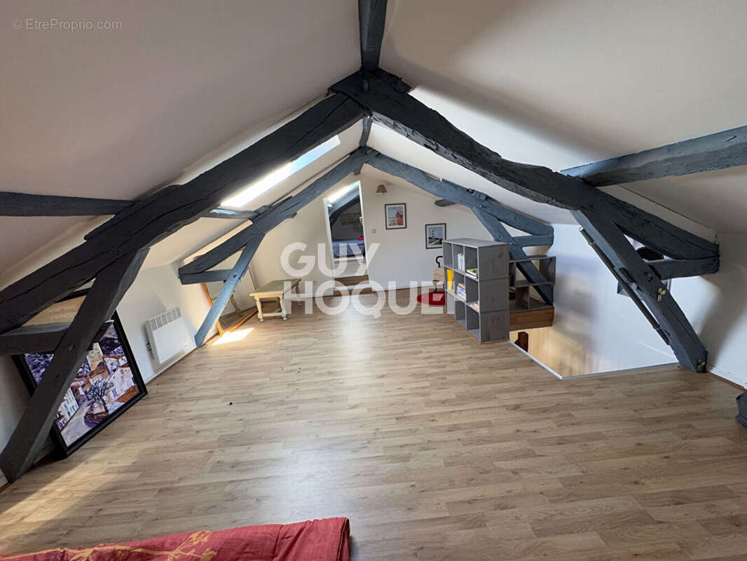 Maison à LAROQUE-DES-ARCS