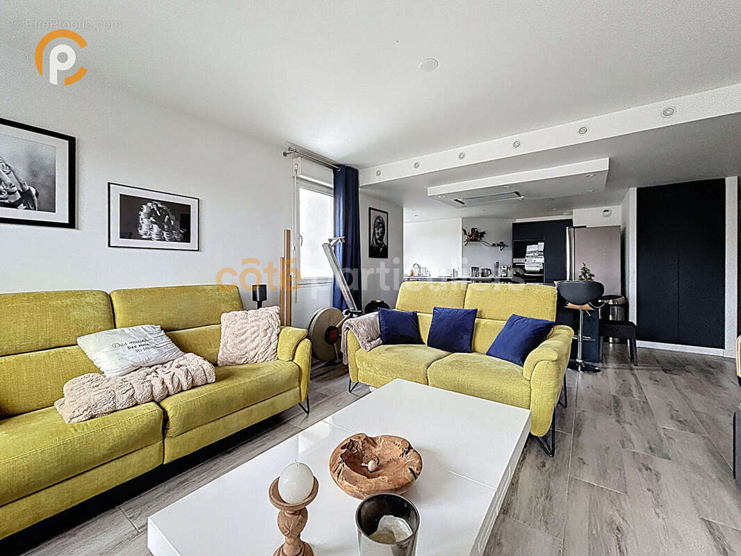 Appartement à IVRY-SUR-SEINE
