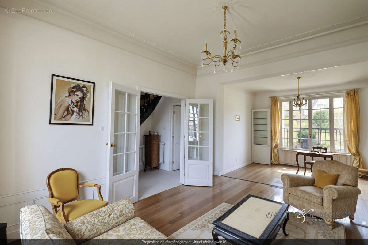 Maison à SAINT-REMY-LES-CHEVREUSE