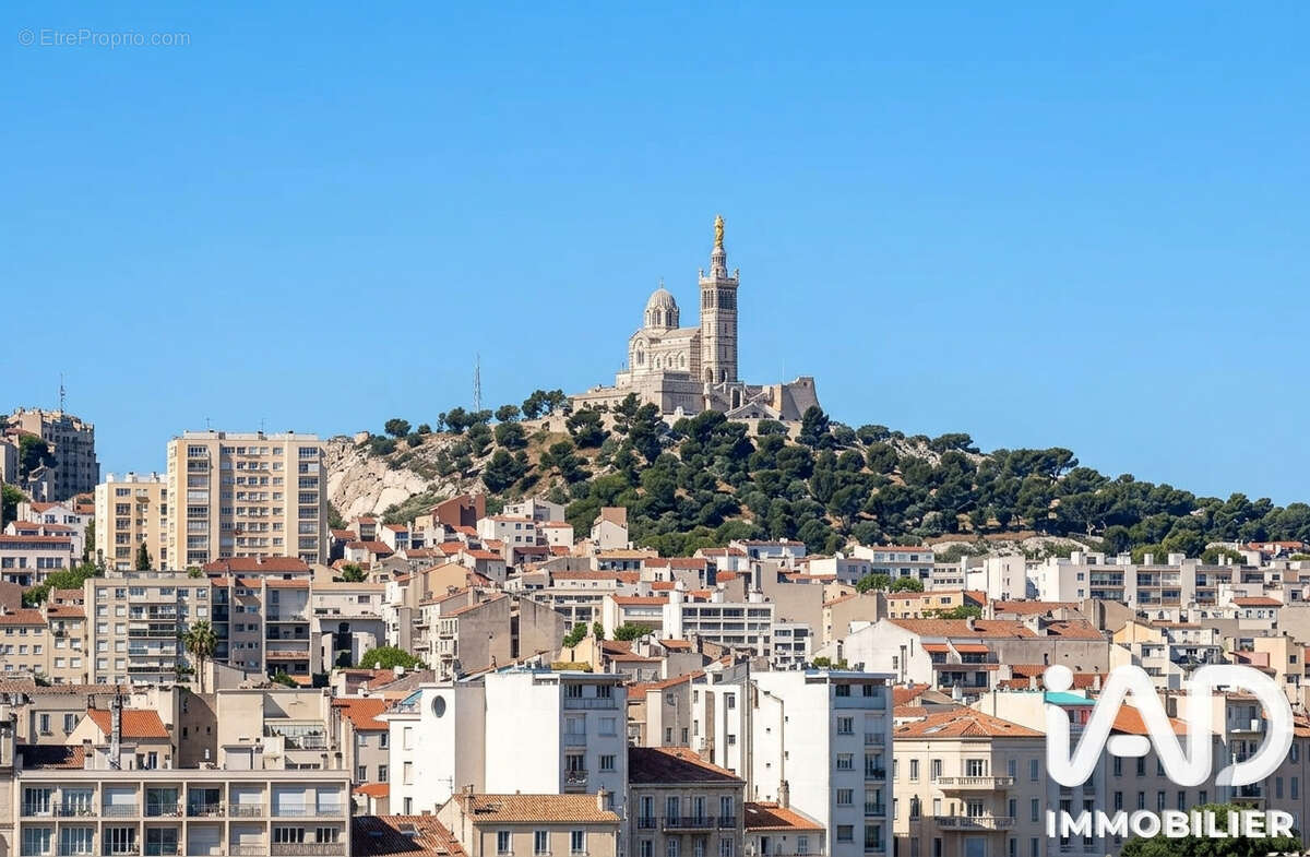 Photo 2 - Appartement à MARSEILLE-6E