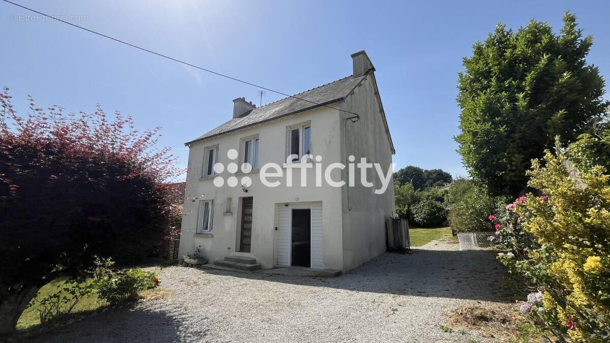 Maison à GUEMENE-SUR-SCORFF