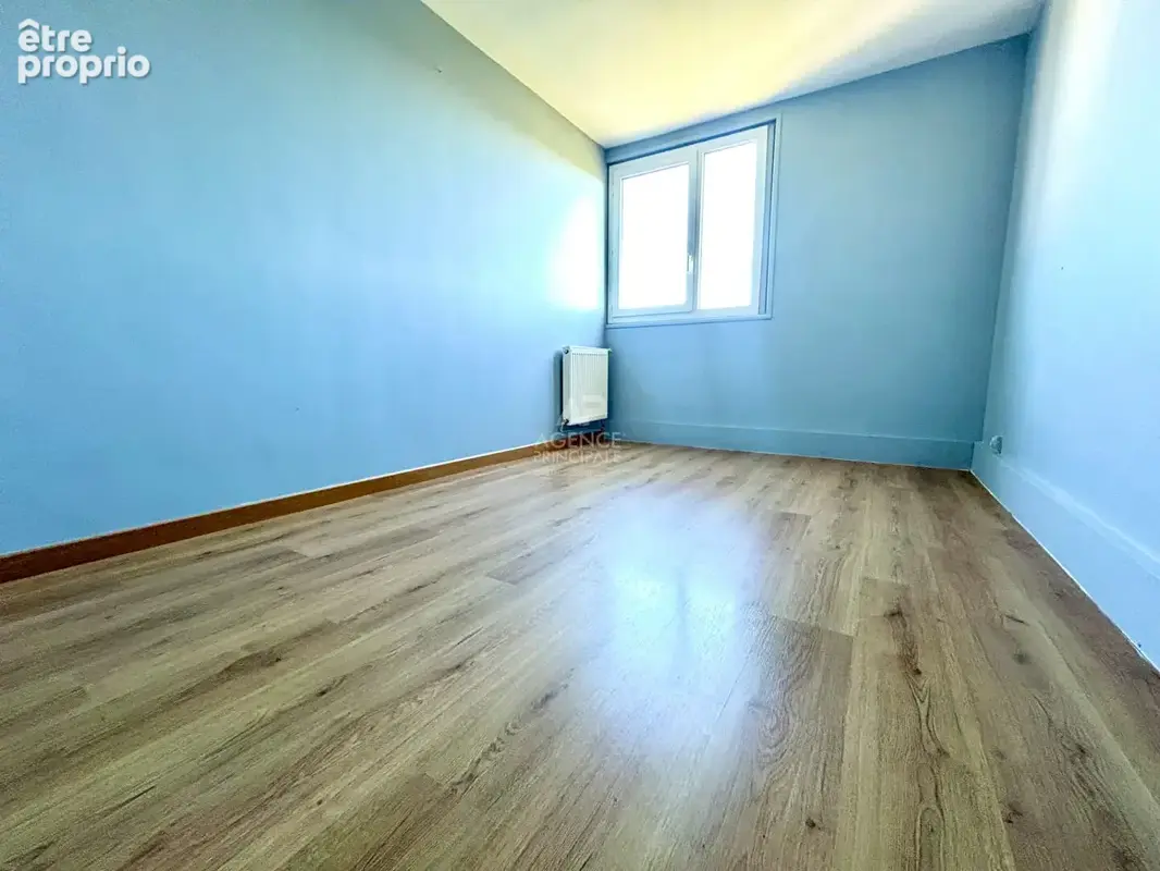 Appartement Poissy 4 pièce(s) 68.65m² - photo 7