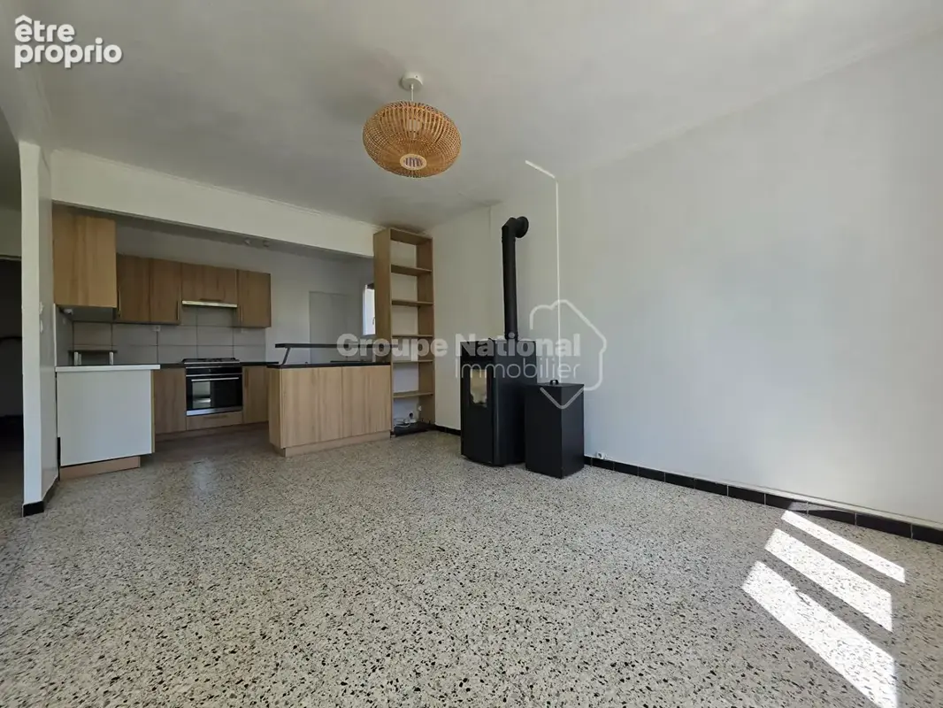Maison - Garage, piscine et studio indépendant - photo 5