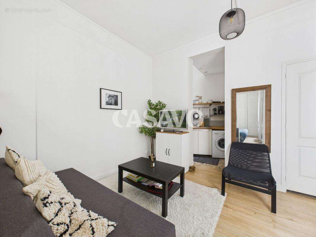 Appartement à PARIS-7E