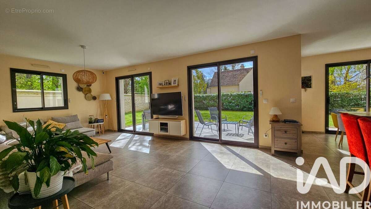 Photo 7 - Maison à MORAINVILLIERS