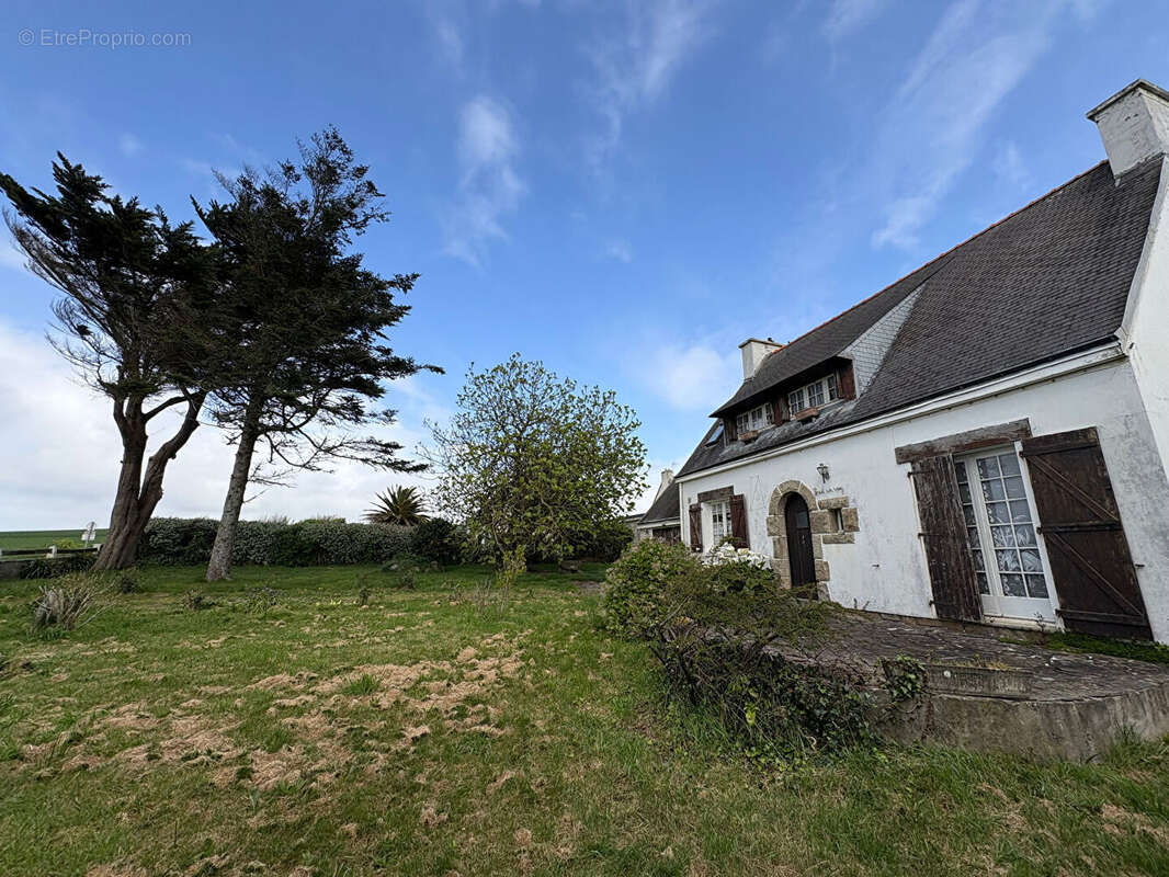 Maison à SAINT-NIC