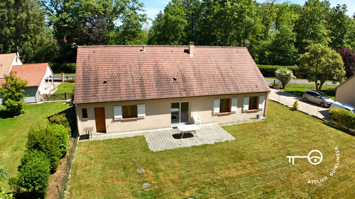 Maison à VOUZON
