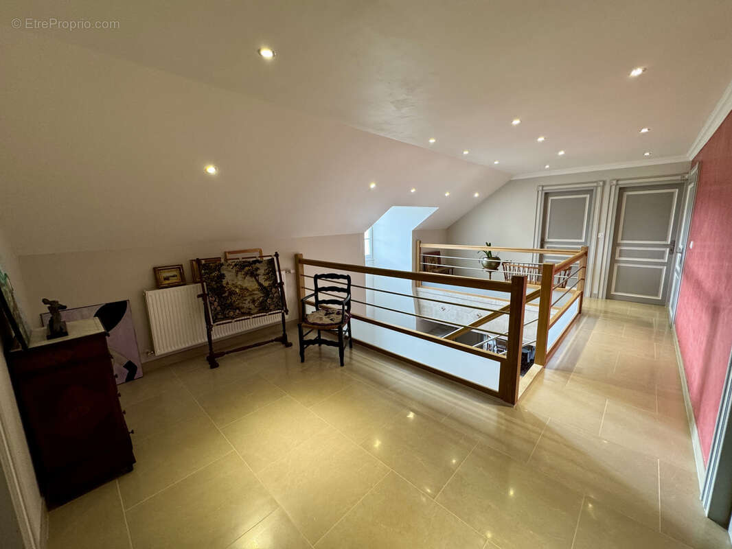 Maison à LORRIS