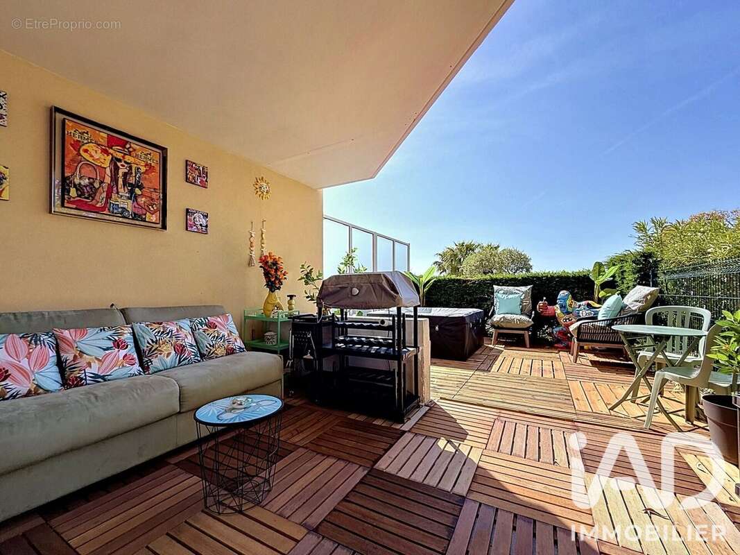Photo 4 - Appartement à ROQUEBRUNE-CAP-MARTIN