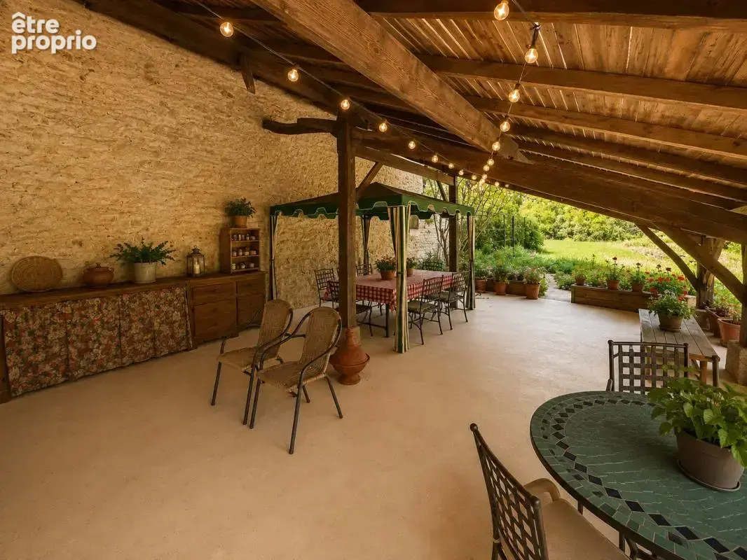 Longère de Caractère avec Jardin, Garage et Dépendances - photo 16