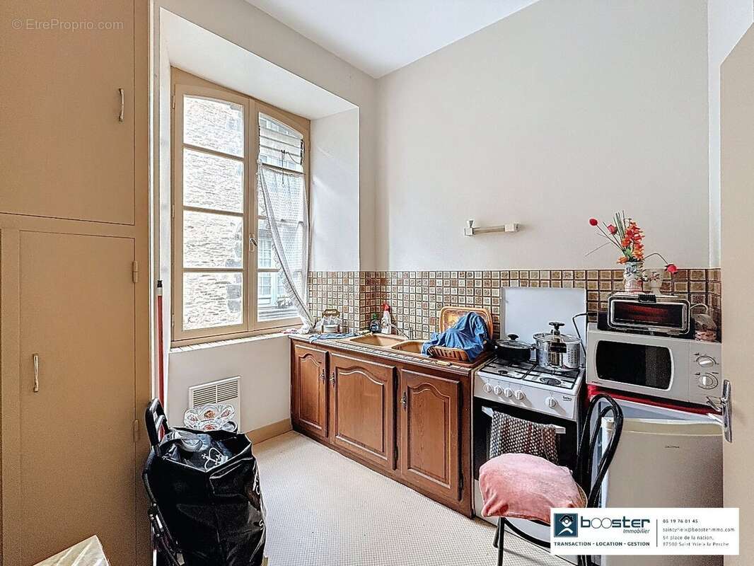 Maison à SAINT-YRIEIX-LA-PERCHE