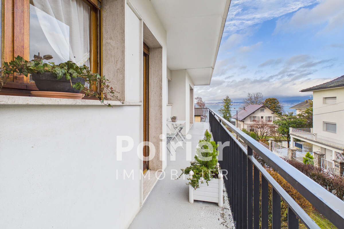 Appartement à EVIAN-LES-BAINS