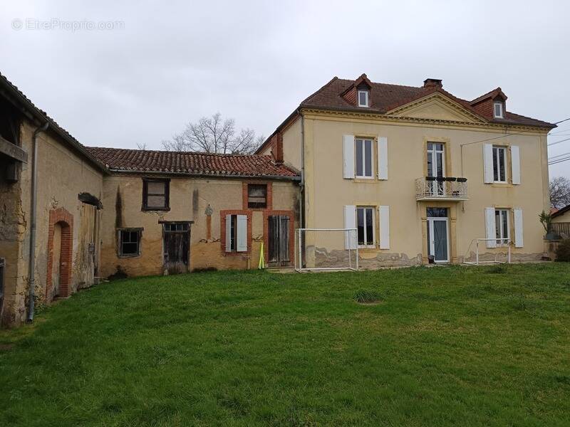Maison à VIELLA