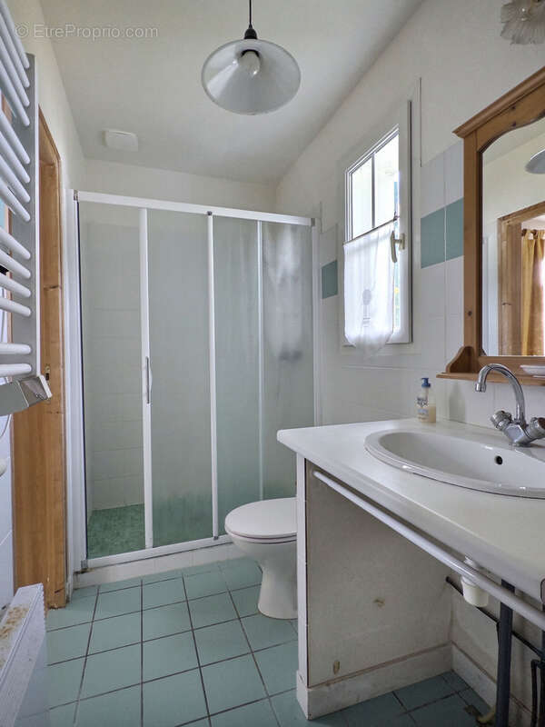 Maison plein cœur du village de Loix - photo 18