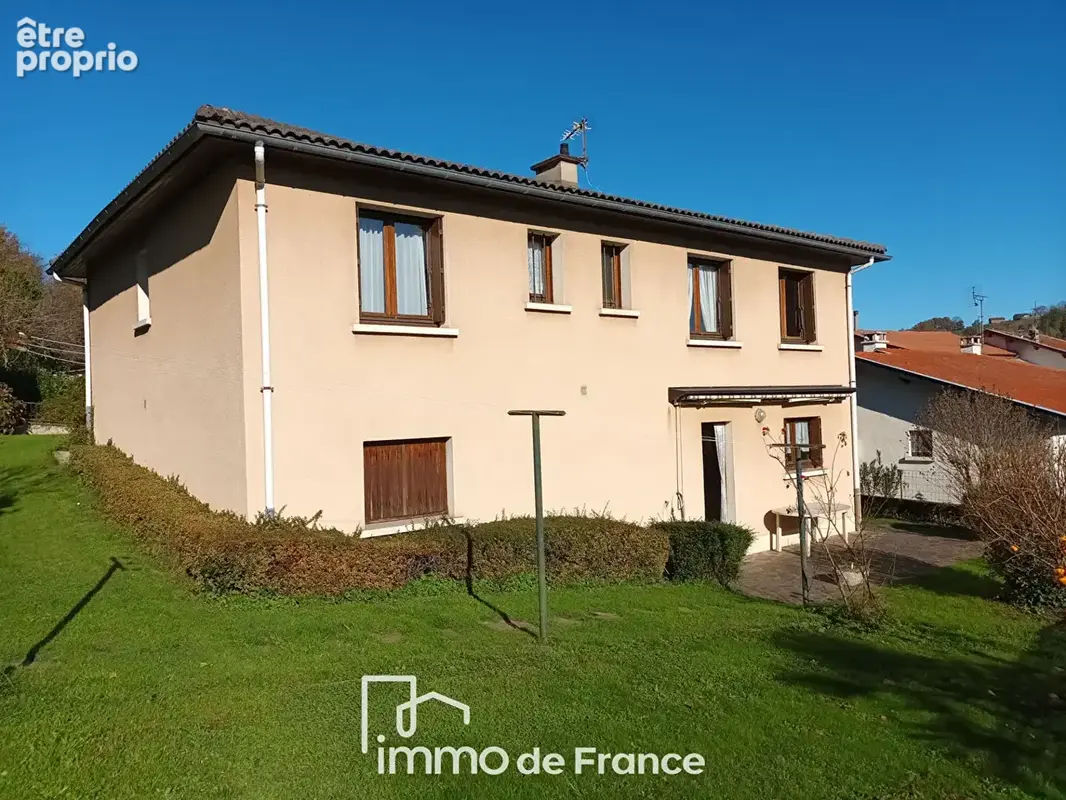 Coeur de Ville,Maison T5 avec terrasse, garage et terrain clos - photo 2